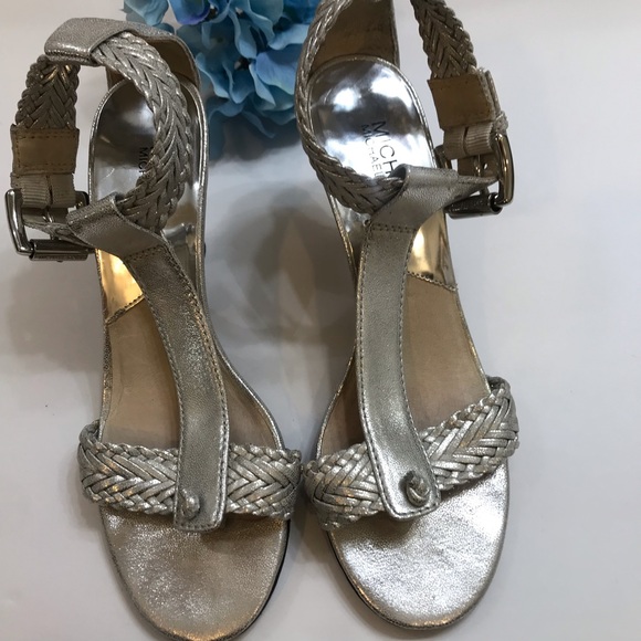 Michael Kors Silver Leather Heels Size 8 - Picture 7 of 8